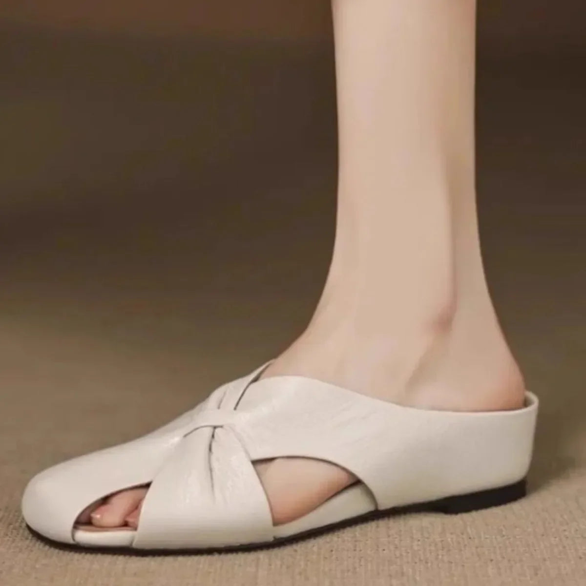 Palvina Closed Toe Slippers