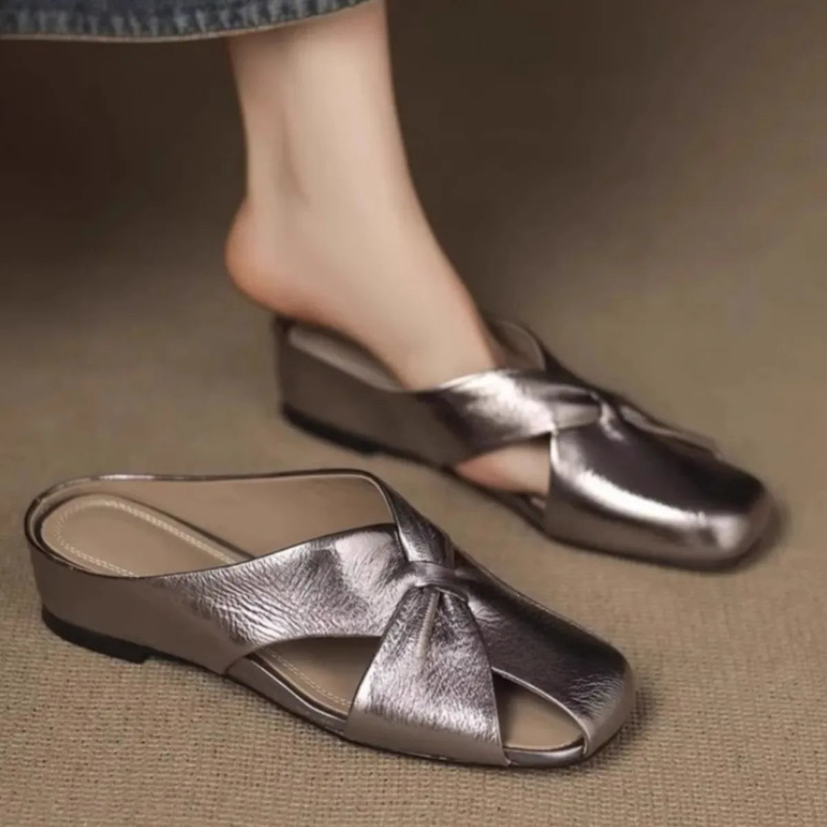Palvina Closed Toe Slippers